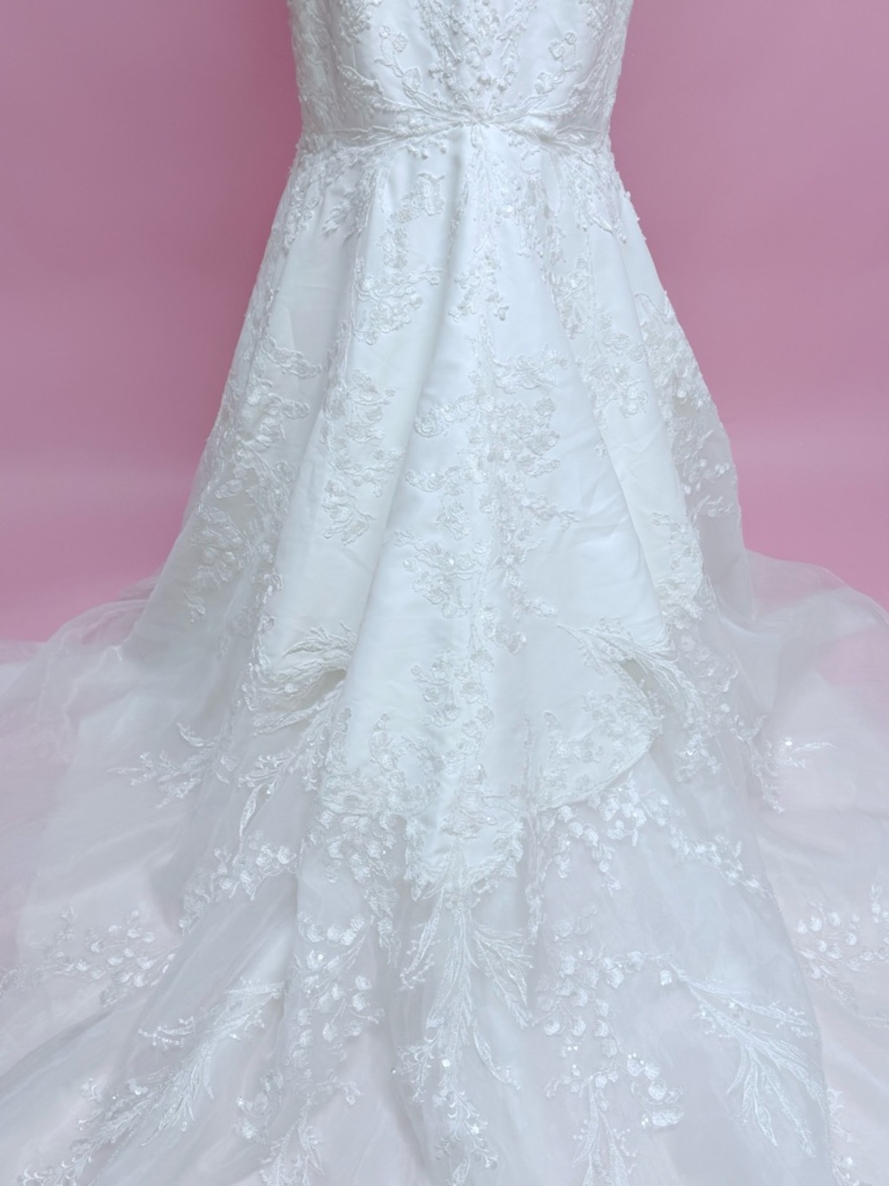 Justin Alexander Jolene Wedding Gown - Picture 10 of 15
